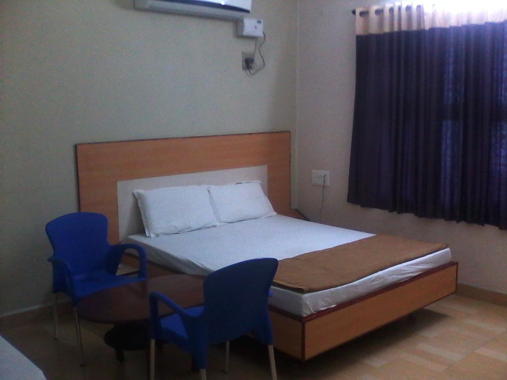 Hotel Pasuparthy Residency Tirupati Exterior foto